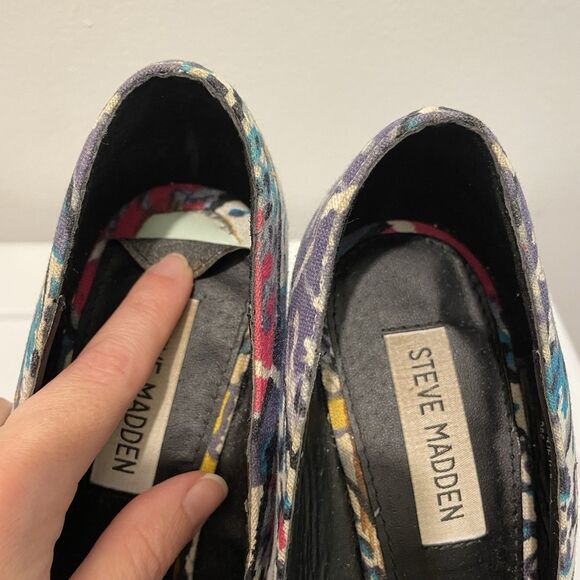 Steve Madden Pammyy Wedge Multi-Color Heel Women’s 7.5M Boho Aztec Retro Pop Art - Picture 9 of 9